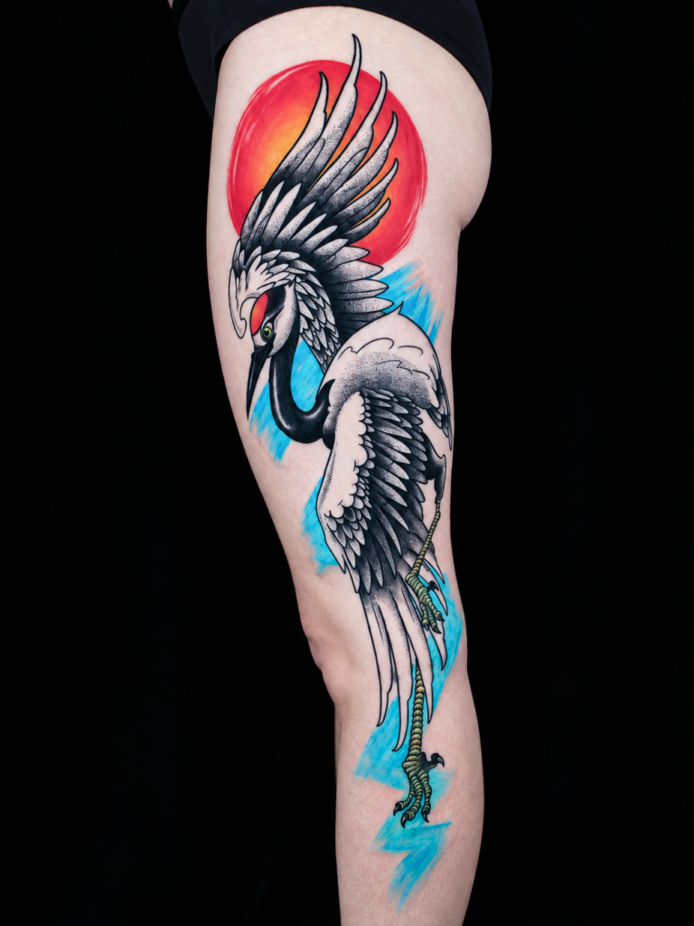 Tatouage heron jambe couleur dotwork