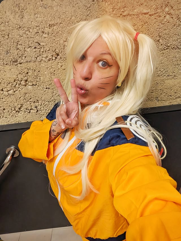 Lita déguisée en Naruto, personnage du manga japonais