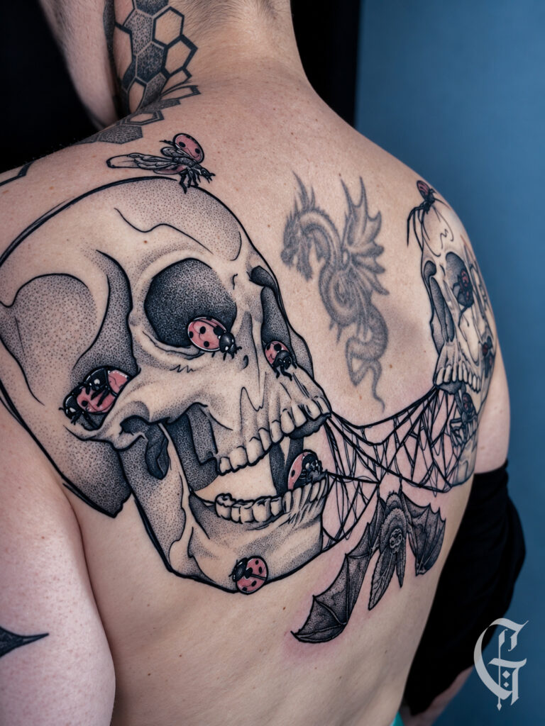tatouage crane peppershading dos